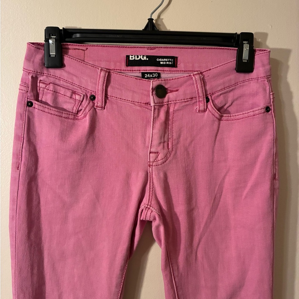BDG Bubblegum Pink Cigarette Mid-Rise Skinny Jeans Urban Outfitters Barbie 24